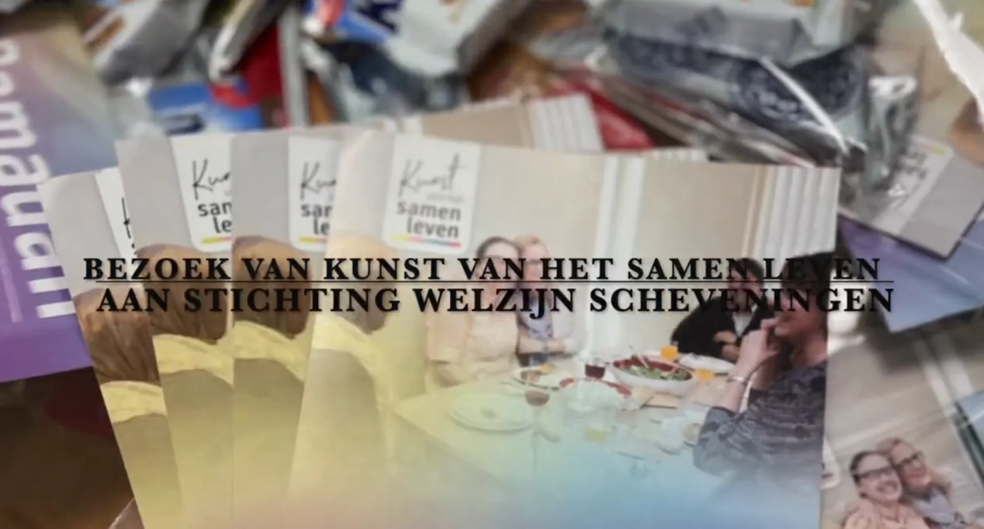 Voedselpakketten aan voedselbank Scheveningen